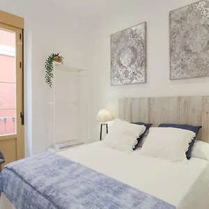 C93 - Trendy Two Bedrooms In Ollerias , Málaga Spagna