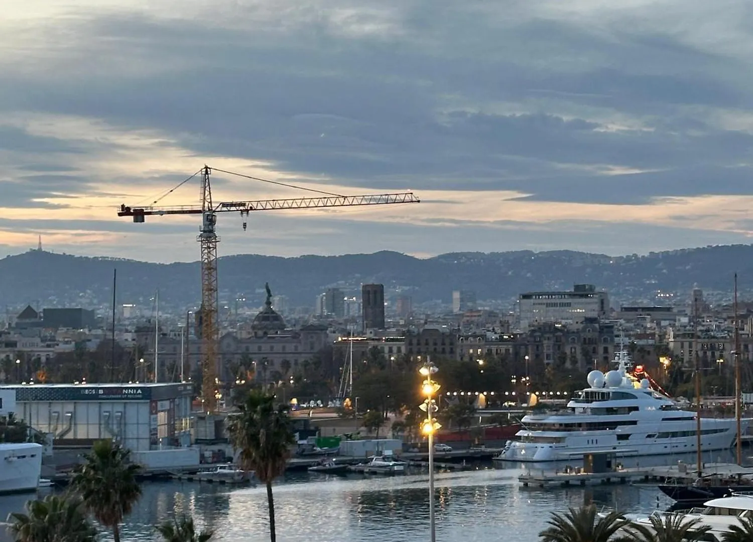 Sea View Apartments Barcellona