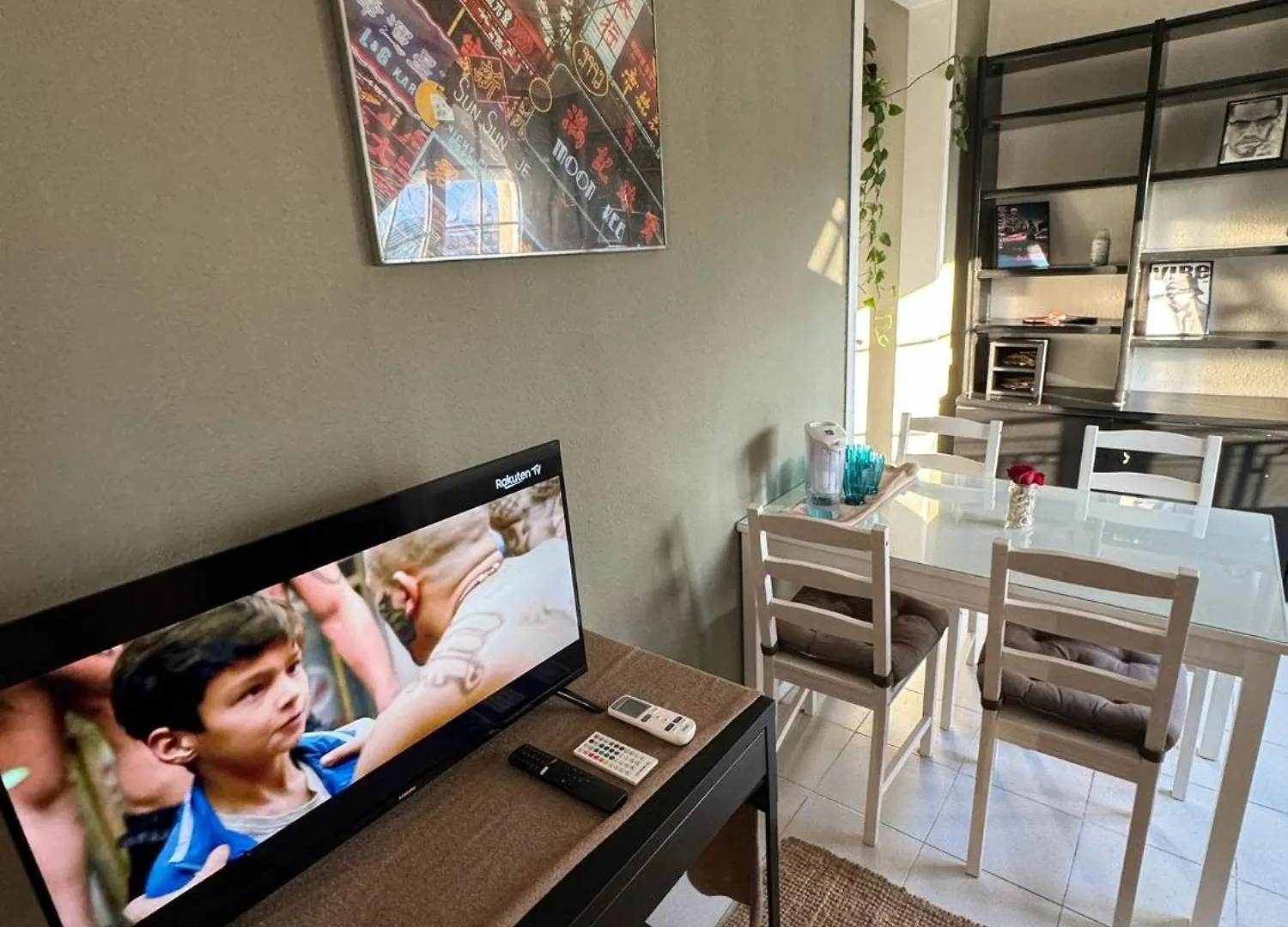 הקונטקטים של Sea View Apartments Barcelona